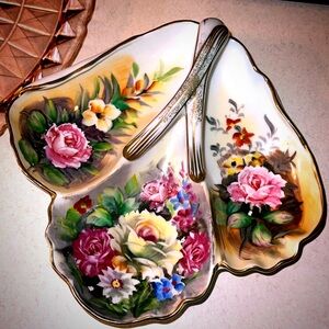 TMJ JAPAN SUPREME QUALITY DIVIDED FLORAL GOLD CANDY NUT DISH